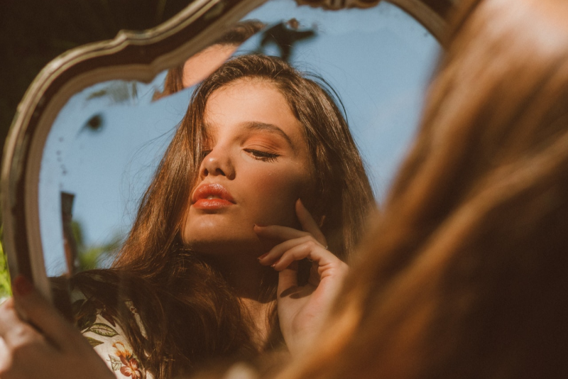 Home Remedies For Hair Growth and Thickness