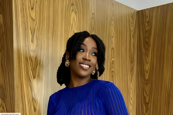 Beverly Naya Stuns In Blue Knitted Dress