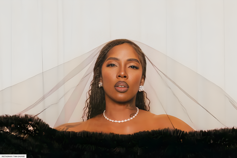 Tiwa Savage’s Black Dress Is Magnificent!!