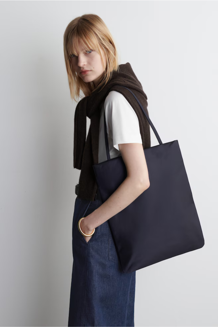 trendy tote bags
