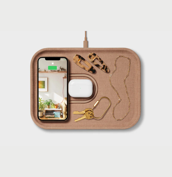 Courant Mag:3 Charger and Tray