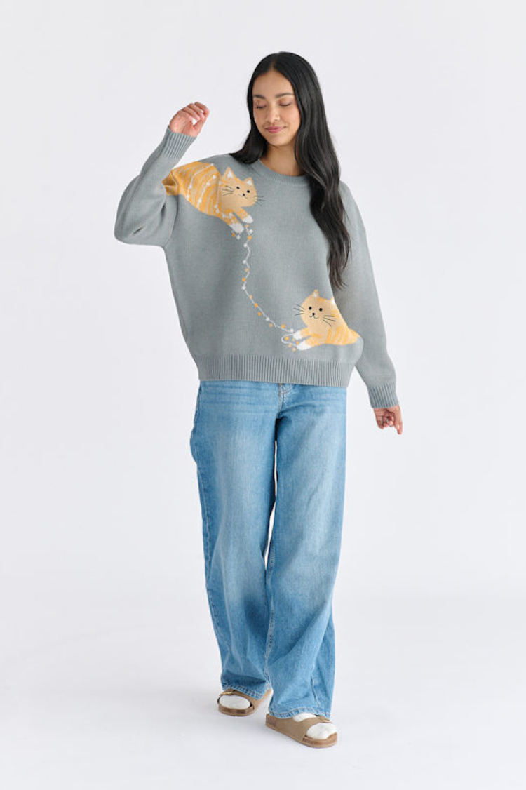 Christmas Jumper With Cat And Fairylights In Grey