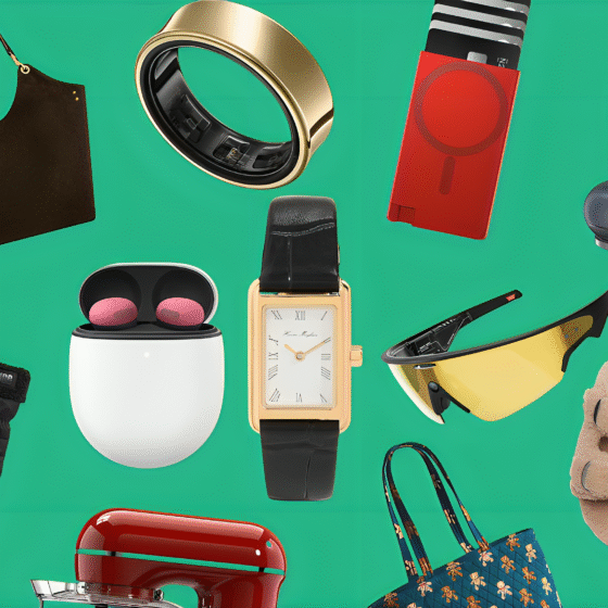 41 Unique Christmas Gift Ideas for Mom This Holiday Season