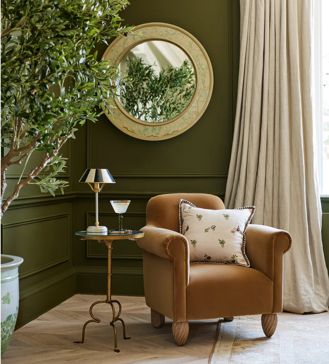 Briallen Side Table - Antique Gold