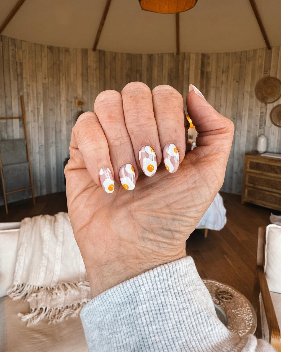 Easter Nails 2026