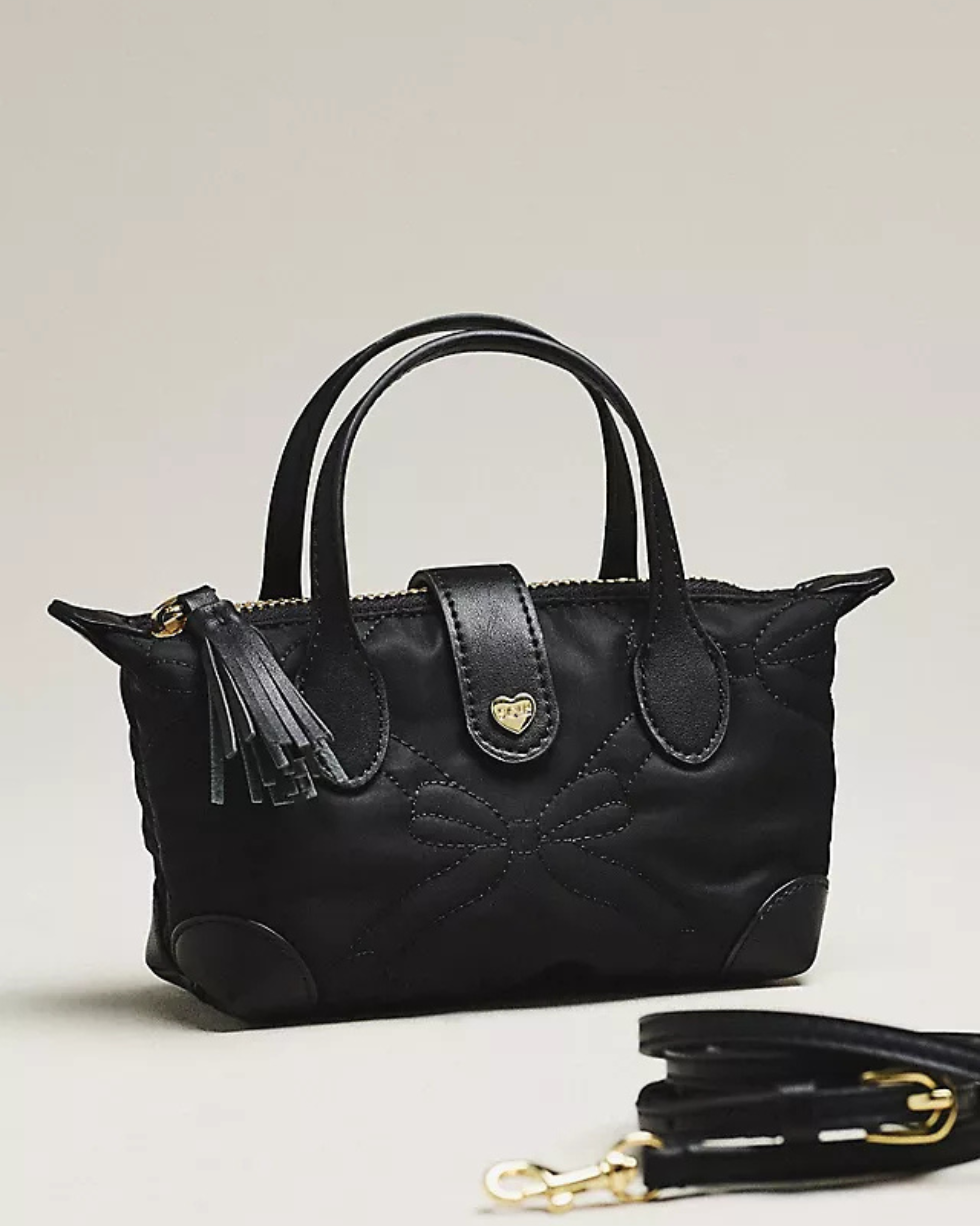 Crossbody bags for travel